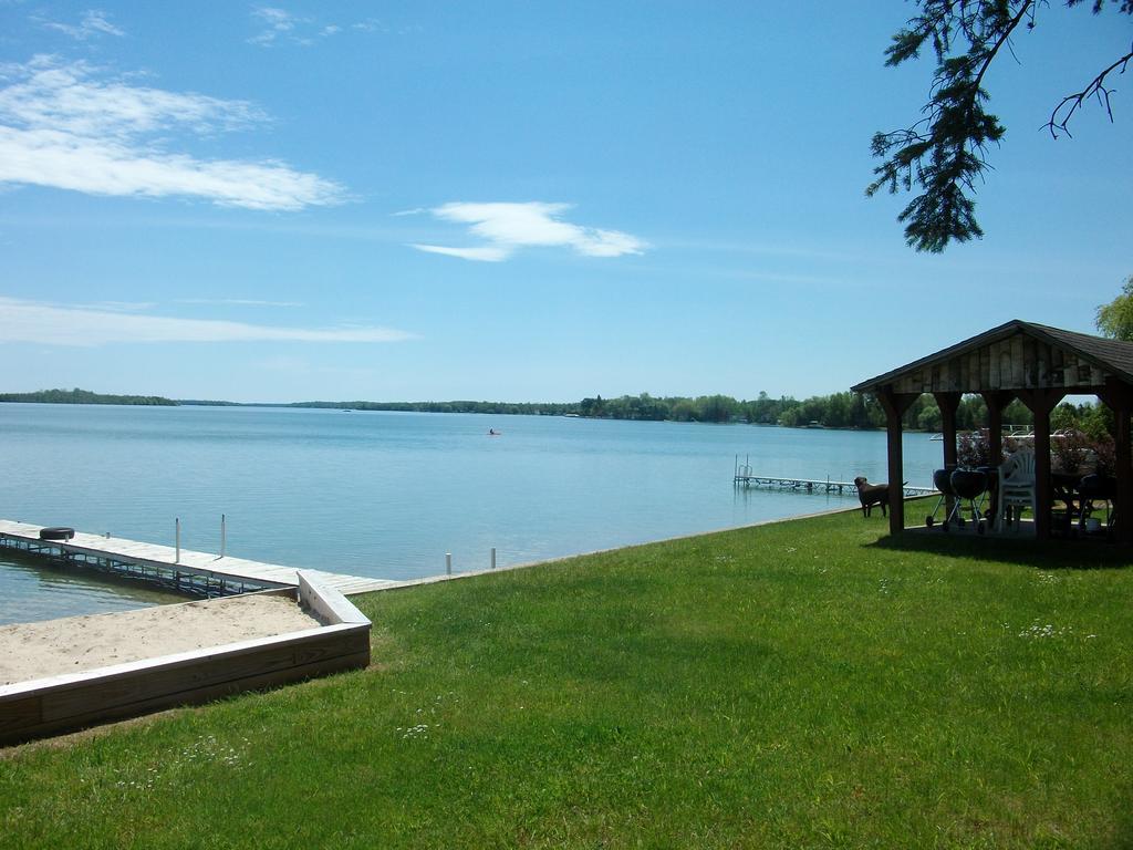 Grand Lake Resort Presque Isle 外观 照片