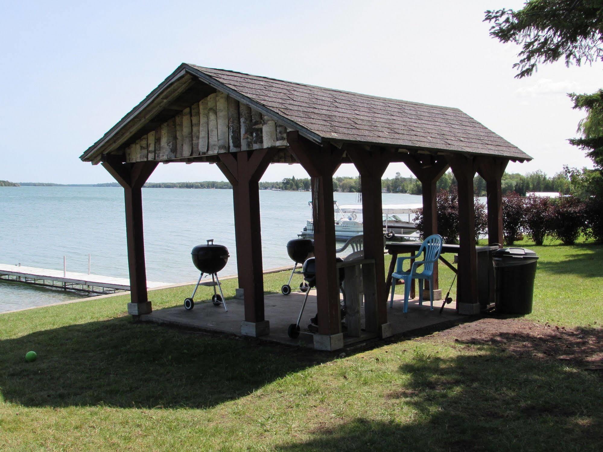 Grand Lake Resort Presque Isle 外观 照片